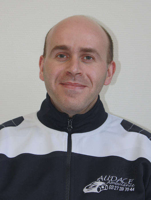 Nathan jeumont ambulance taxi